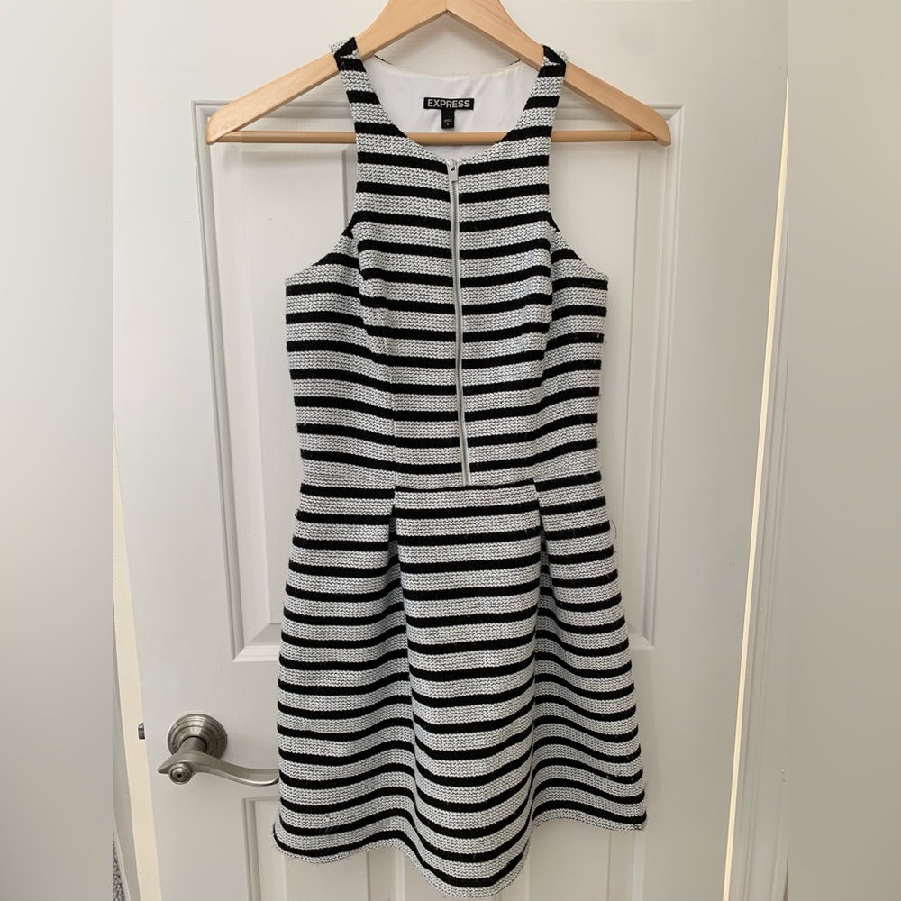 Express Black and White Skater Dress - SZ 0